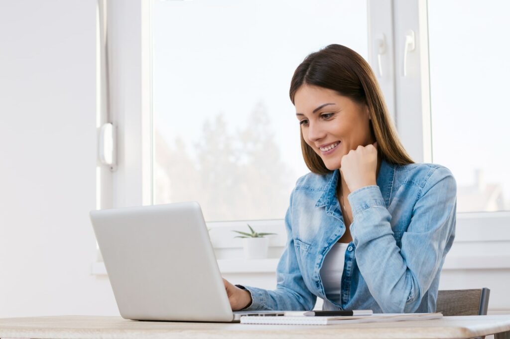 woman shopping online on computer